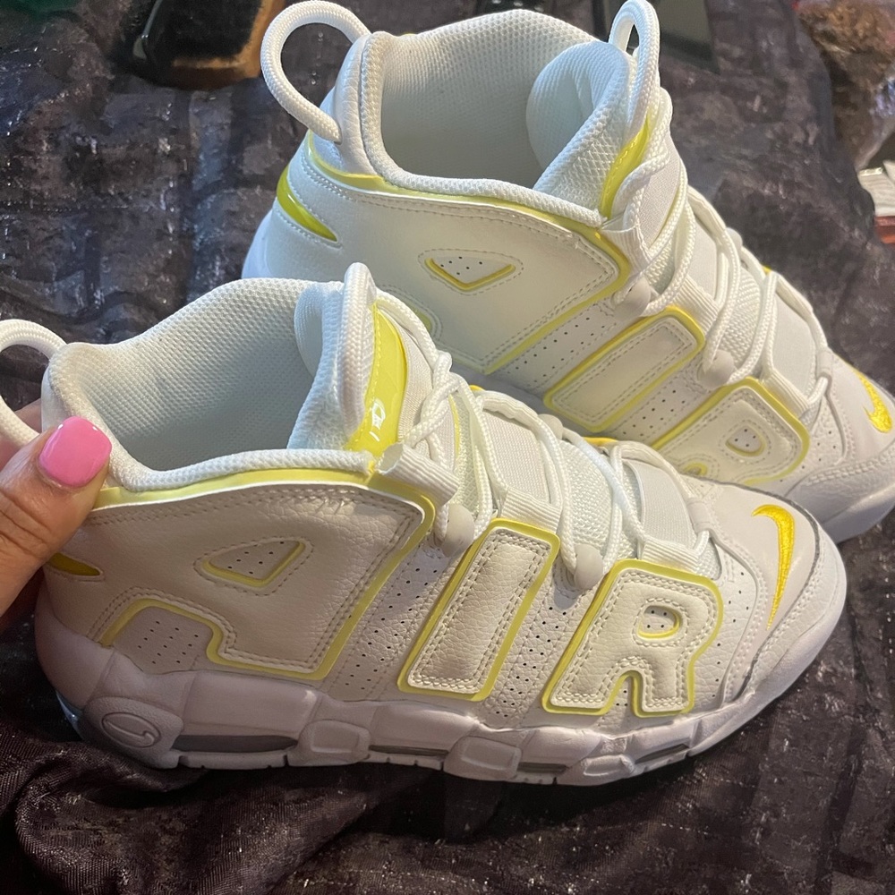 Nike UpTempo